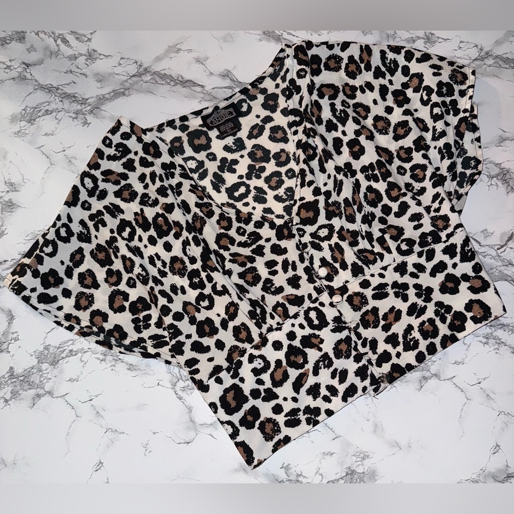 Leopard Button Crop Top